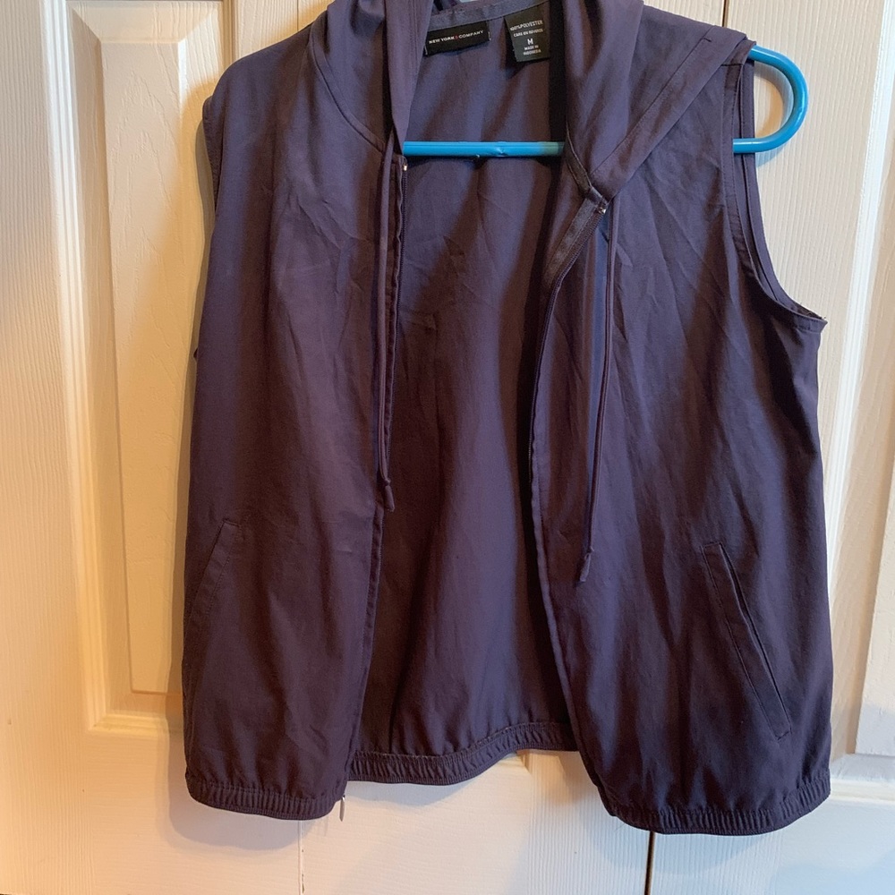 New York And Company Women’s Vest Hoodie ~ M